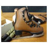 Randy Moss Bobblehead, GI Joe, Size 10 Kids Ice Skates and More