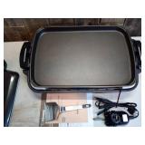 Zojirushi - Gourmet Sizzler 19" Electric Griddle - Stainless Brown