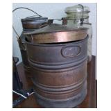 large lot of vintage items (include...