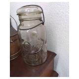 large lot of vintage items (include...