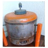large lot of vintage items (include...