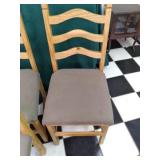 4 dining chairs...