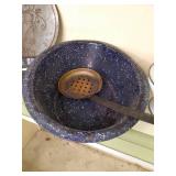 Vintage Items *See Photos*...