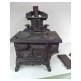 Vintage Cast Iron Stove 8"x 5" x 11...