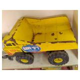 Vintage toy trucks includes Tonka m...