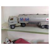 Vintage toy trucks includes Tonka m...
