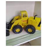 Vintage toy trucks includes Tonka m...
