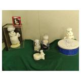Lot of Pillsbury collectibles see p...