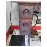 vintage singer sewing machine with ...