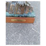 Twin eagles members statue 1998 #10...