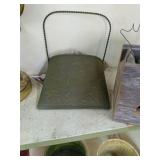 large lot of vintage items in tote...
