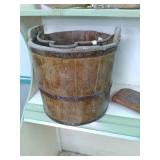Vintage bucket, and other cat iron ...