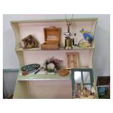large lot of home decor items *Fish...