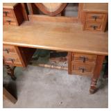 Solid Wood Vintage Vanity with 8 sm...