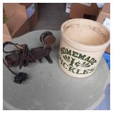 1 gallon Advertisement Red Wing Sty...