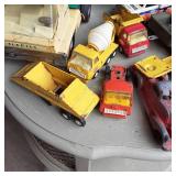 Large lot of Vintage Metal Tonka tr...