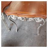 Set of 2 End/side tables with a pai...