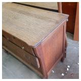 Solid Wood Vintage 4 drawer dresser...
