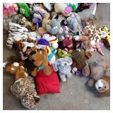 Large variety lot of stuffed toys i...