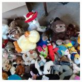 Large variety lot of stuffed toys i...