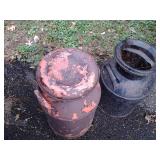Lot of 2 heavy duty metal vintage m...