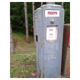 Antique Tall Heavy Duty Metal "Wayne" Gas pump Approximate measurements 23x72x17" *functionality is unknown *