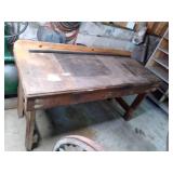 Vintage work bench, partial metal t...