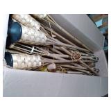Box of Tiki Torches *see photos*...
