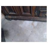 Vintage 2 piece Dresser with mirror...