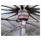 Antique Buggy/Carriage 59"W x 167"