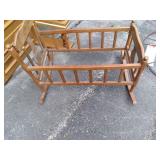 Vintage Crib, needs repair, 15 draw...