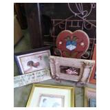 Enormous lot of Wall Art, Decor, Bi...