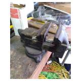 Bench Vise *Buyer Responsible for r...