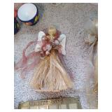 Goddess Pompet tapestry, Angel figu...