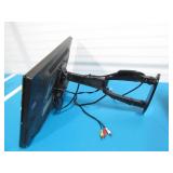 LG 22LT560C TV w/wall mount