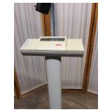 MSRP $600 Seca 703 Wireless Transmission Digital 660lb Bariatric Column Scale W/Height Rod, Power Supply & BMI Function Excellent & Working! Great For Shipping Packages Too!