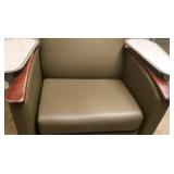 Mobile Extra Wide Patient Reclining Geri Chair With Moveable Side Trays - Nice Condition - Fabric Has Wear Spots In Corners