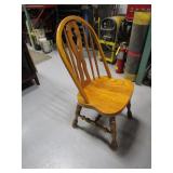 Dining Room Table & Chairs