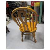 Dining Room Table & Chairs