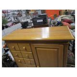 Armoire 46"x20"x63"