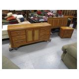 Queen Size Bedroom Set