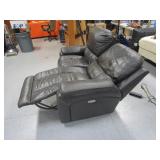 Lay-Z-Boy Power Reclining Leather Loveseat