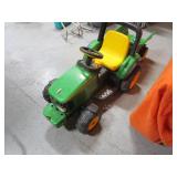 12v Tractor & Trailer (needs new battery)