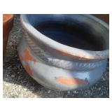 2 Ceramic Pots.