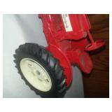Farmall tractor 350 great condition.