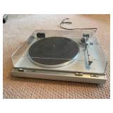 JVC Auto Return Turntable