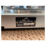 JVC Auto Return Turntable