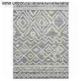 Bazaar Sabian White/Grey 5 ft. x 7 ft. Geometric Polypropylene Area Rug