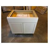 Courtland Shaker Assembled 36 in. x 34.5 in. x 24 in. Stock Base Kitchen Cabinet in Polar White Finish