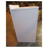 24.50 in. W Bath Vanity in White with Cultured Marble Vanity Top in White with White Basin